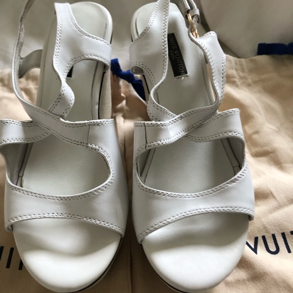 LOUIS Vuitton Monogram Platform Sandals - Picture 2 of 5